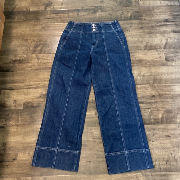 Anthropologie Pilcro Seamed High-Rise Flare Jeans Size 28 Wide Straight Leg RARE - Picture 6 of 13